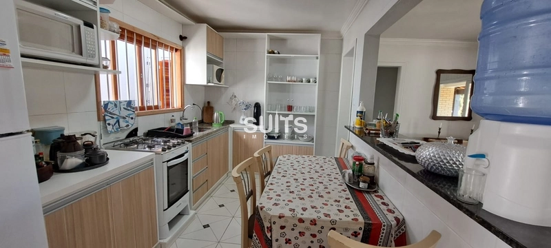 Casa à venda em ótima localização no centro de Xangri-Lá: 5ª foto da galeria de imagens do imóvel