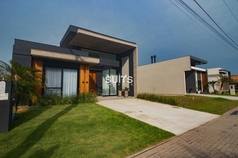 Excelente casa no condomínio Sunset: 1ª foto da galeria de imagens do imóvel