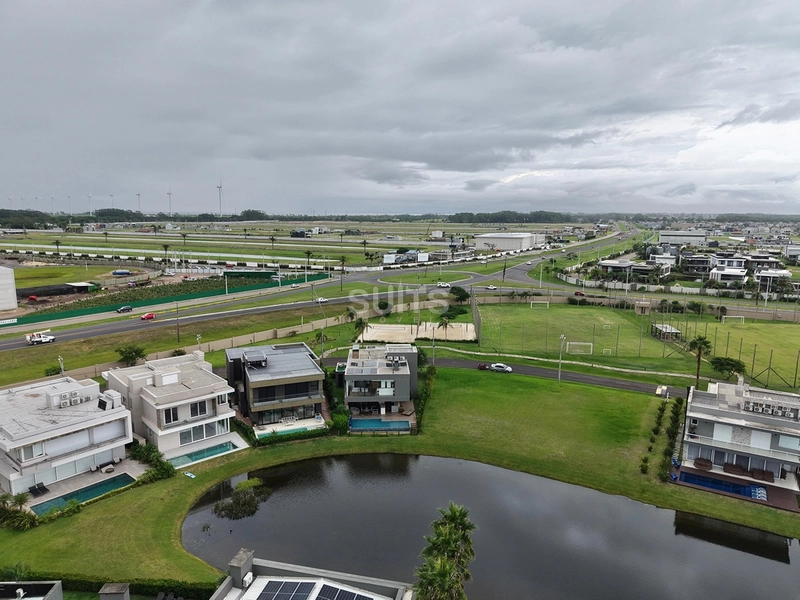 Incrível sobrado beira lago no condomínio Enseada: 49ª foto da galeria de imagens do imóvel