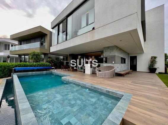 Incrível sobrado beira lago no condomínio Enseada: 5ª foto da galeria de imagens do imóvel