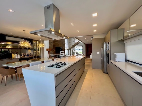 Incrível sobrado beira lago no condomínio Enseada: 4ª foto da galeria de imagens do imóvel