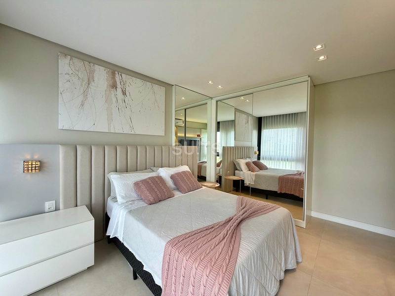 Incrível sobrado beira lago no condomínio Enseada: 30ª foto da galeria de imagens do imóvel