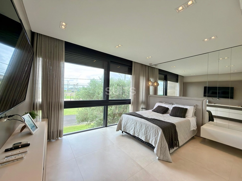 Incrível sobrado beira lago no condomínio Enseada: 25ª foto da galeria de imagens do imóvel