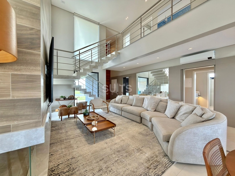 Incrível sobrado beira lago no condomínio Enseada: 7ª foto da galeria de imagens do imóvel