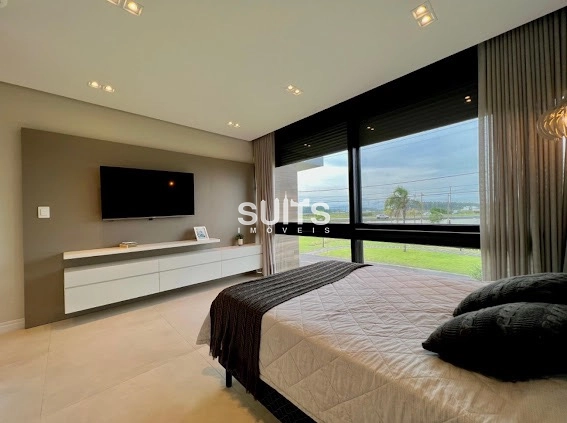 Incrível sobrado beira lago no condomínio Enseada: 16ª foto da galeria de imagens do imóvel