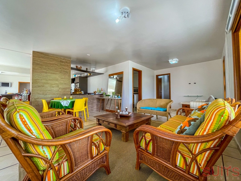 Ótima casa de esquina com 02 terrenos à venda na Noiva do Mar: 5ª foto da galeria de imagens do imóvel