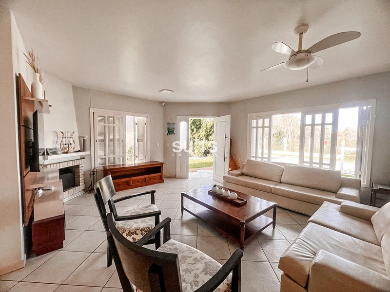 Excelente casa com 02 terrenos à venda em Atlântida: 8ª foto da galeria de imagens do imóvel