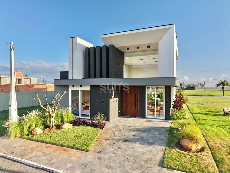 Excelente casa térrea à venda no condomínio Allure em Xangri-lá: 1ª foto da galeria de imagens do imóvel