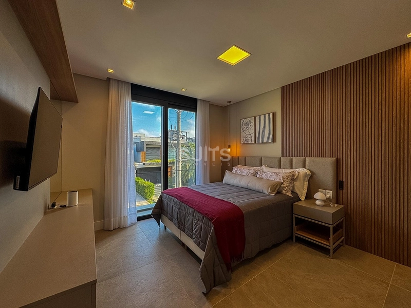 Excelente Sobrado Beira Lago no Condomínio Sunset: 28ª foto da galeria de imagens do imóvel