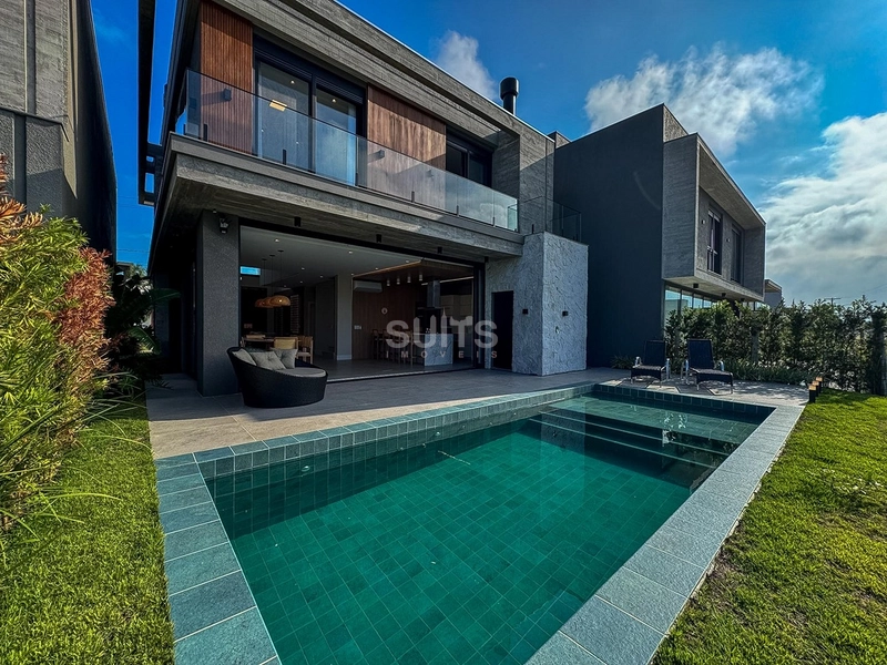 Excelente Sobrado Beira Lago no Condomínio Sunset: 15ª foto da galeria de imagens do imóvel