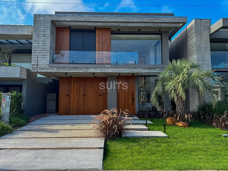 Excelente Sobrado Beira Lago no Condomínio Sunset: 1ª foto da galeria de imagens do imóvel