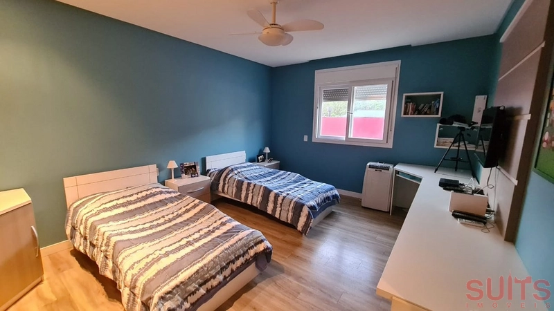 Lindíssima mansão próxima ao clube non condomínio Malibu: 15ª foto da galeria de imagens do imóvel