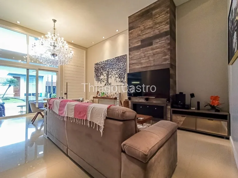 Excelente casa à venda no condomínio Las Palmas: 2ª foto da galeria de imagens do imóvel