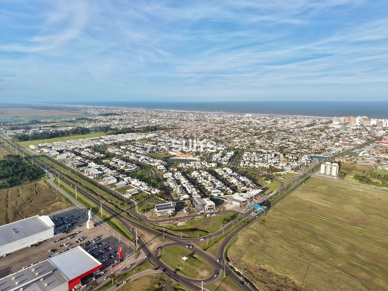 Excelente sobrado à venda no condomínio Condado de Capão: 1ª foto da galeria de imagens do imóvel