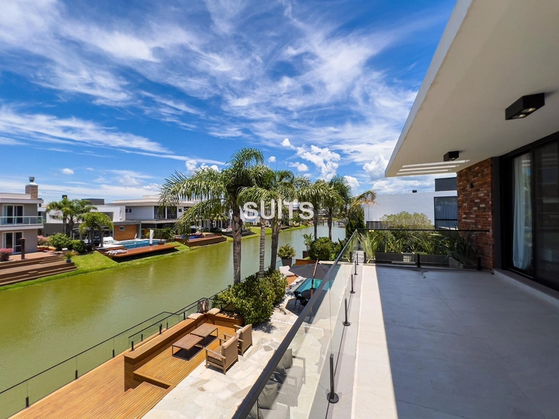 Excelente sobrado de 02 terrenos no Malibu : 19ª foto da galeria de imagens do imóvel