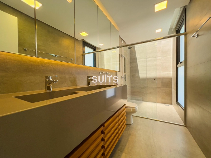 Excelente sobrado de 02 terrenos no Malibu : 26ª foto da galeria de imagens do imóvel