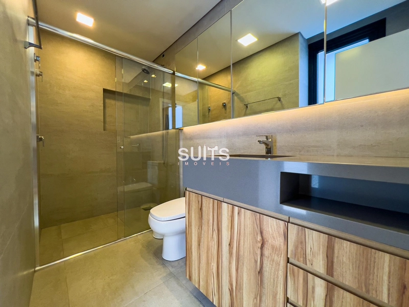 Excelente sobrado de 02 terrenos no Malibu : 16ª foto da galeria de imagens do imóvel