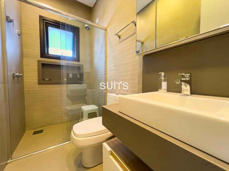 Excelente sobrado de 02 terrenos no Malibu : 17ª foto da galeria de imagens do imóvel