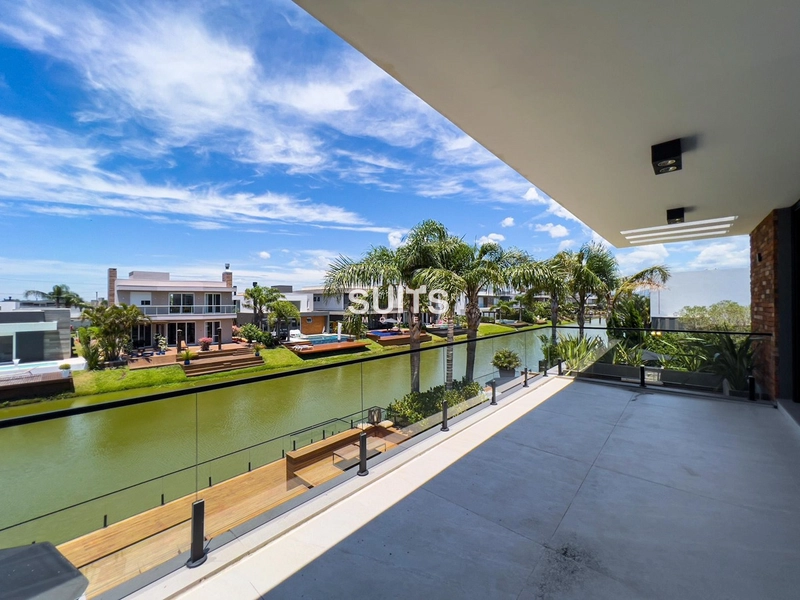 Excelente sobrado de 02 terrenos no Malibu : 20ª foto da galeria de imagens do imóvel