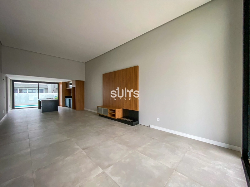 Excelente casa à venda no condomínio Blue: 3ª foto da galeria de imagens do imóvel