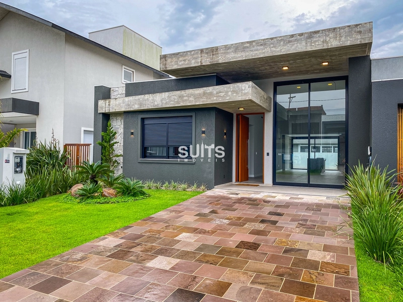 Excelente casa à venda no condomínio Blue: 1ª foto da galeria de imagens do imóvel