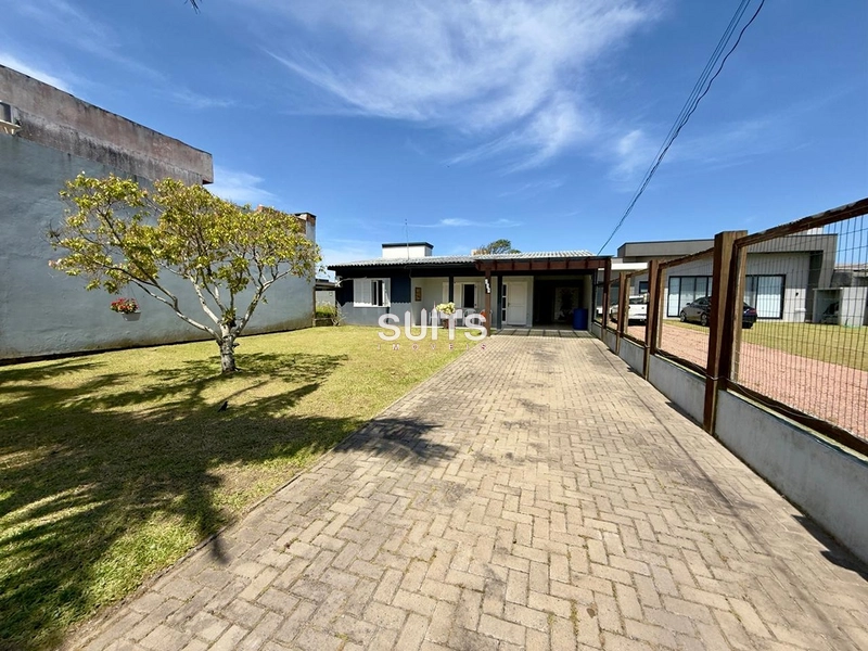 Ótima casa em excelente região no Centro de Xangri-Lá: 1ª foto da galeria de imagens do imóvel