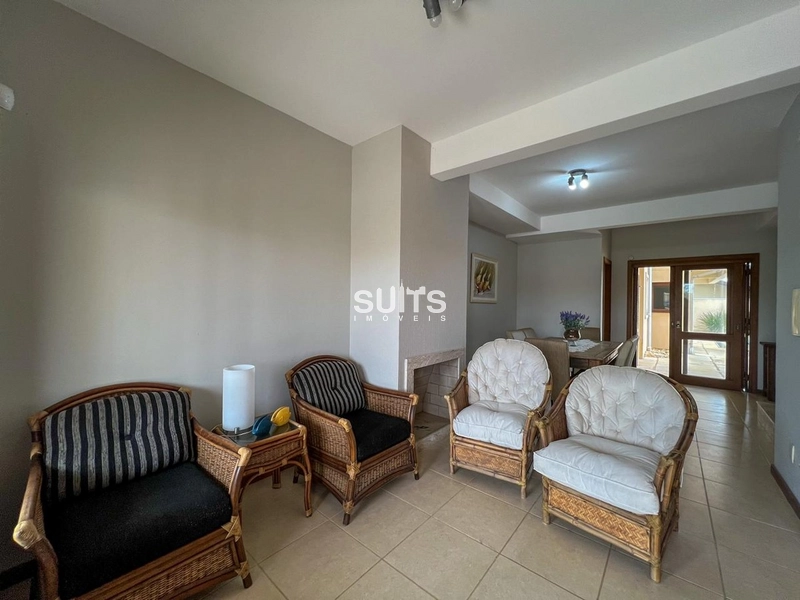 Excelente duplex à venda no Centro: 5ª foto da galeria de imagens do imóvel