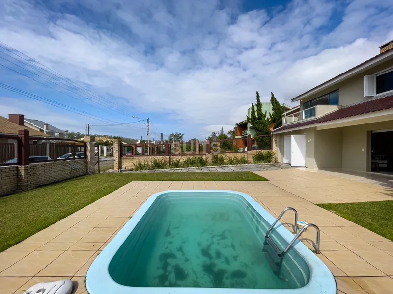 Excelente sobrado à 01 quadra do mar na praia de Remanso em Xangri-Lá: 4ª foto da galeria de imagens do imóvel