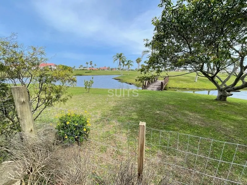 Sobrado beira lago no condomínio Green Village Golf Club: 39ª foto da galeria de imagens do imóvel