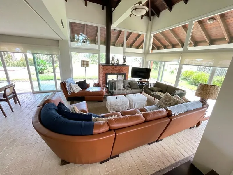 Sobrado beira lago no condomínio Green Village Golf Club: 8ª foto da galeria de imagens do imóvel