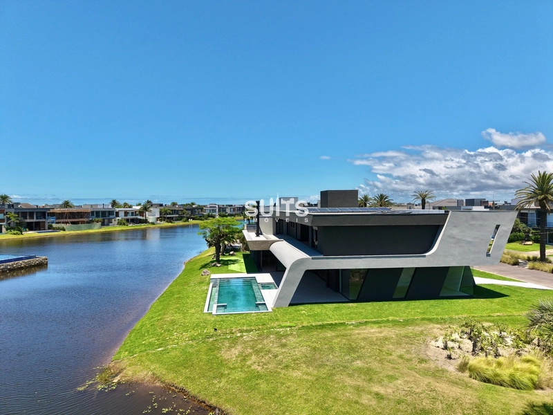 Excelente mansão á venda no Condomínio Enseada: 4ª foto da galeria de imagens do imóvel