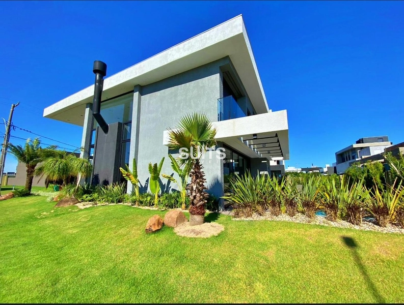 Belo sobrado de esquina no condomínio Blue em Xangri-Lá: 5ª foto da galeria de imagens do imóvel