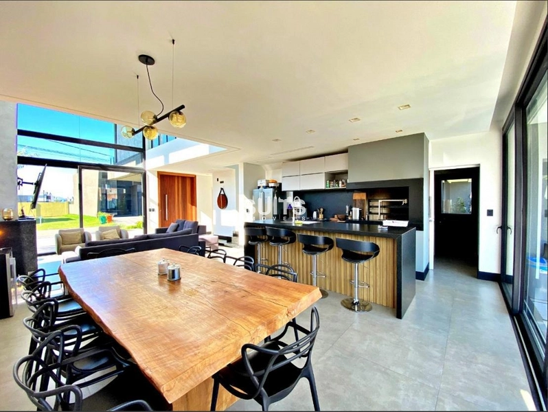 Belo sobrado de esquina no condomínio Blue em Xangri-Lá: 11ª foto da galeria de imagens do imóvel