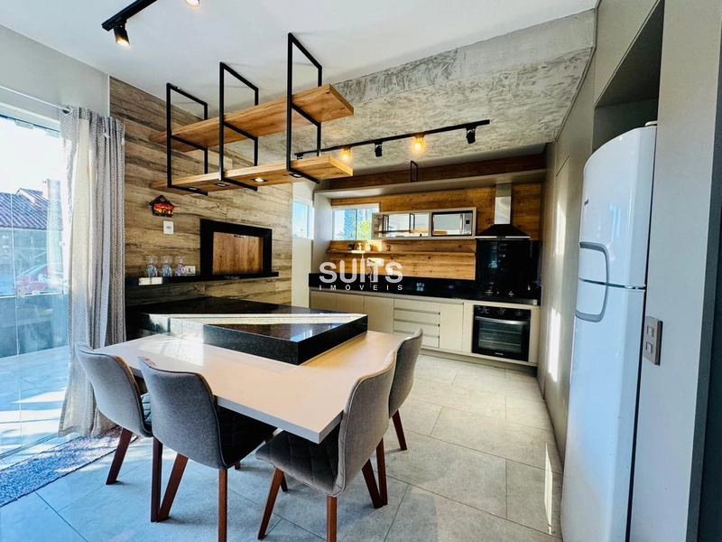 Belíssima Casa de Esquina  em Noiva do Mar: 7ª foto da galeria de imagens do imóvel