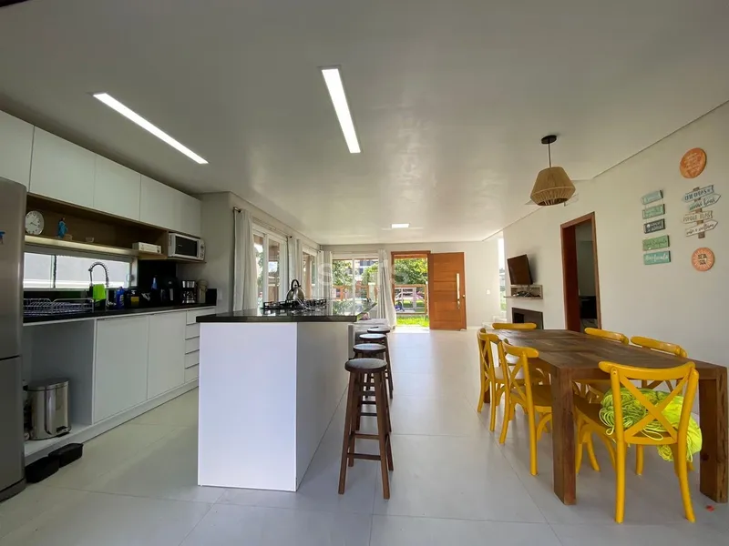 Ótimo sobrado a poucos metros do mar na praia de Noiva do Mar: 6ª foto da galeria de imagens do imóvel