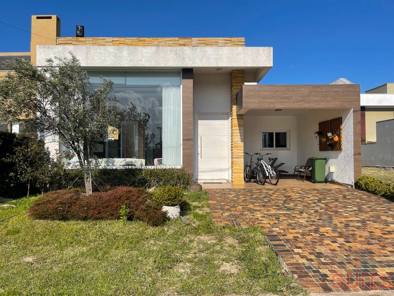 Excelente casa à venda no condomínio Las Palmas: 2ª foto da galeria de imagens do imóvel