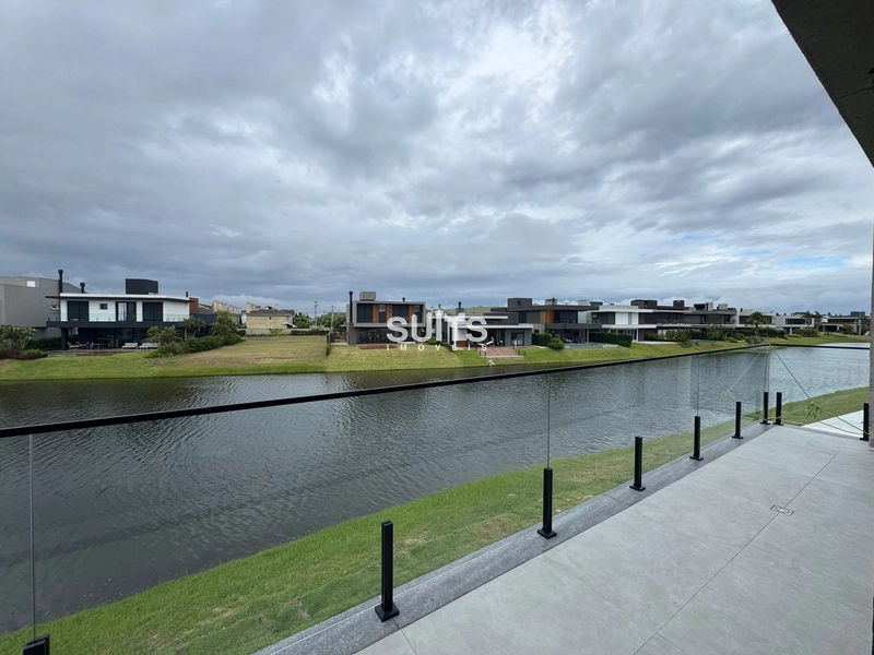 Excelente sobrado beira lago à venda no condomínio Celebration: 18ª foto da galeria de imagens do imóvel