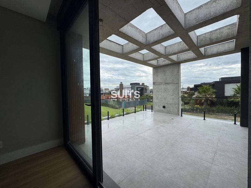 Excelente sobrado beira lago à venda no condomínio Celebration: 26ª foto da galeria de imagens do imóvel