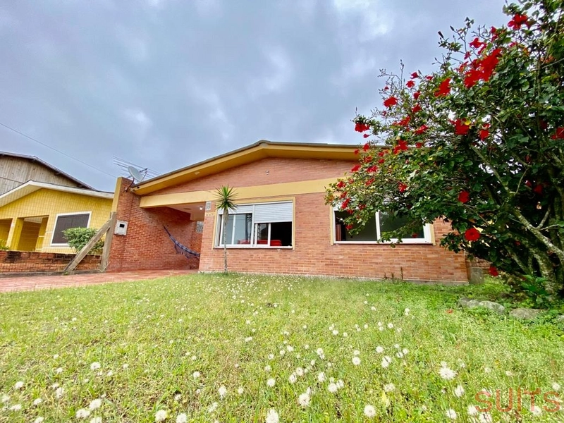 Ótima casa à poucos metros do mar na praia de Rainha do Mar: 3ª foto da galeria de imagens do imóvel