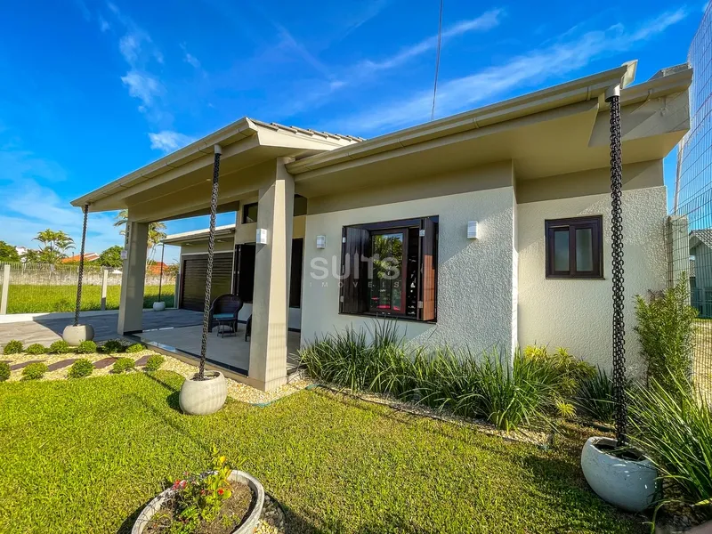 Excelente casa nova com piscina.: 2ª foto da galeria de imagens do imóvel