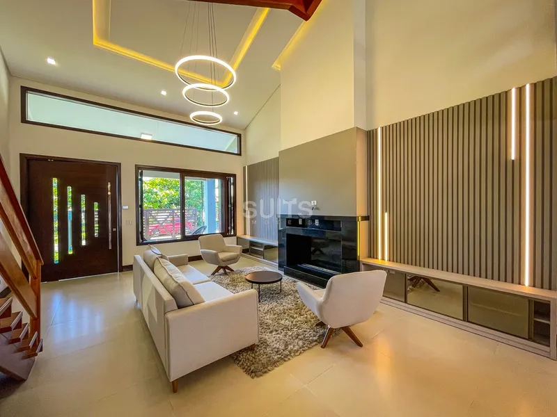 Excelente casa nova com piscina.: 8ª foto da galeria de imagens do imóvel