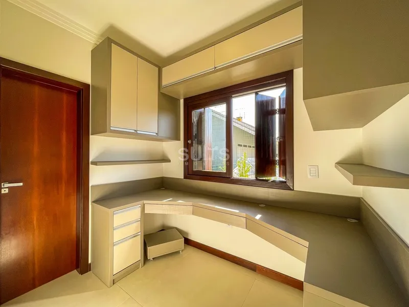 Excelente casa nova com piscina.: 35ª foto da galeria de imagens do imóvel