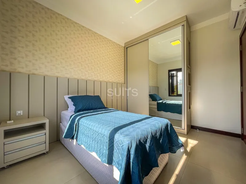 Excelente casa nova com piscina.: 27ª foto da galeria de imagens do imóvel