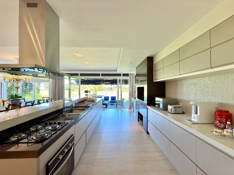 Excelente casa com fundos área verde no condomínio Ventura : 13ª foto da galeria de imagens do imóvel
