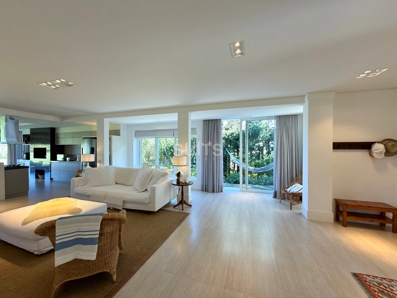 Excelente casa com fundos área verde no condomínio Ventura : 62ª foto da galeria de imagens do imóvel
