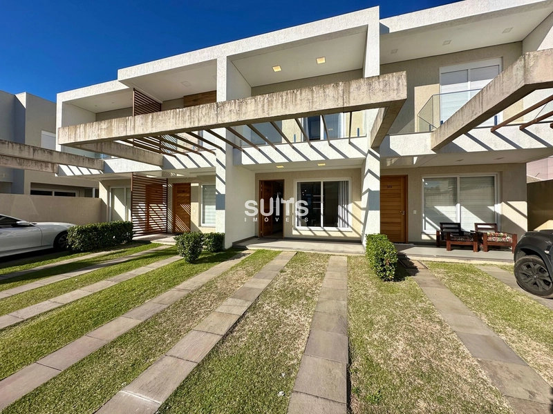 Excelente sobrado à venda no condomínio Murano em Capão da Canoa: 1ª foto da galeria de imagens do imóvel