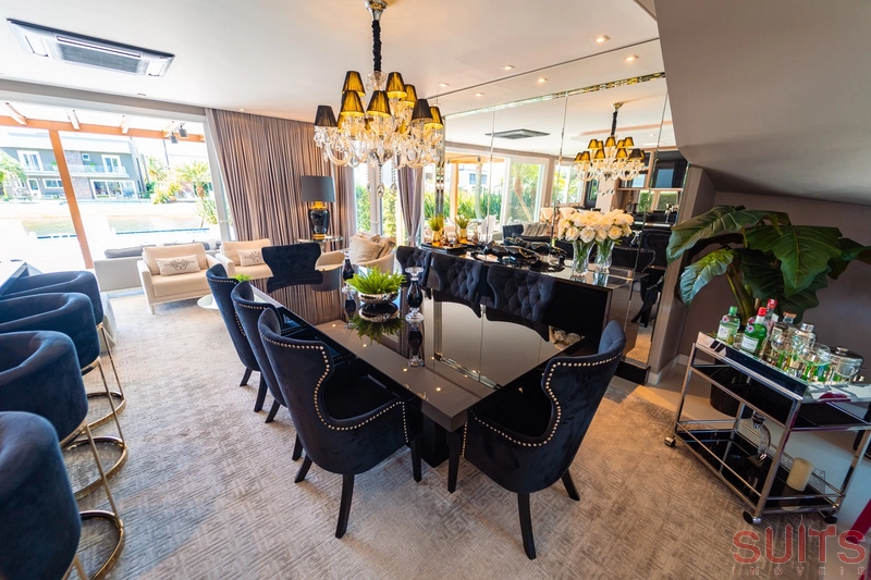 Excelente sobrado beira lago no condomínio Enseada: 37ª foto da galeria de imagens do imóvel