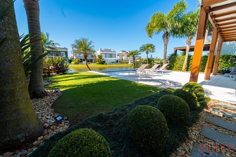 Excelente sobrado beira lago no condomínio Enseada: 7ª foto da galeria de imagens do imóvel