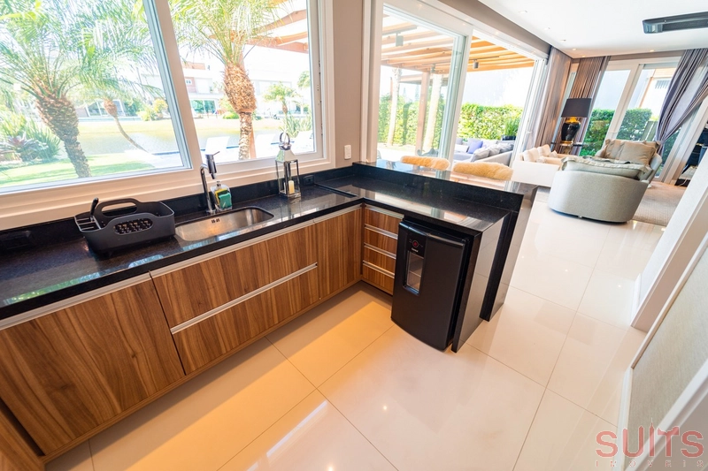 Excelente sobrado beira lago no condomínio Enseada: 46ª foto da galeria de imagens do imóvel