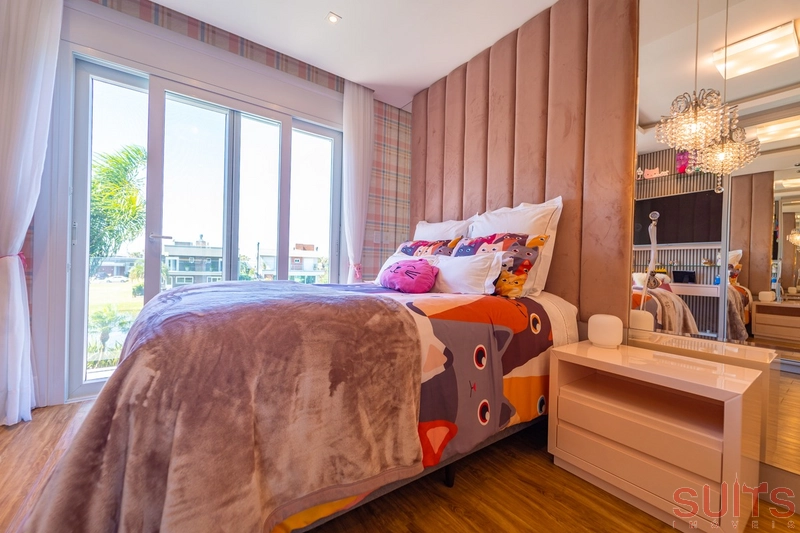 Excelente sobrado beira lago no condomínio Enseada: 61ª foto da galeria de imagens do imóvel